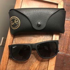 RayBan Justin Sunglasses 🕶 NEW!  With case